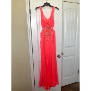 Prom dress / evening gown / party dress